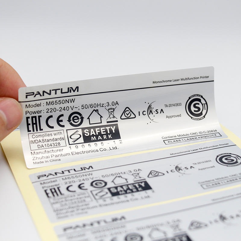 So sánh tem nhãn decal bạc (xi bạc) và decal nhôm dập nổi